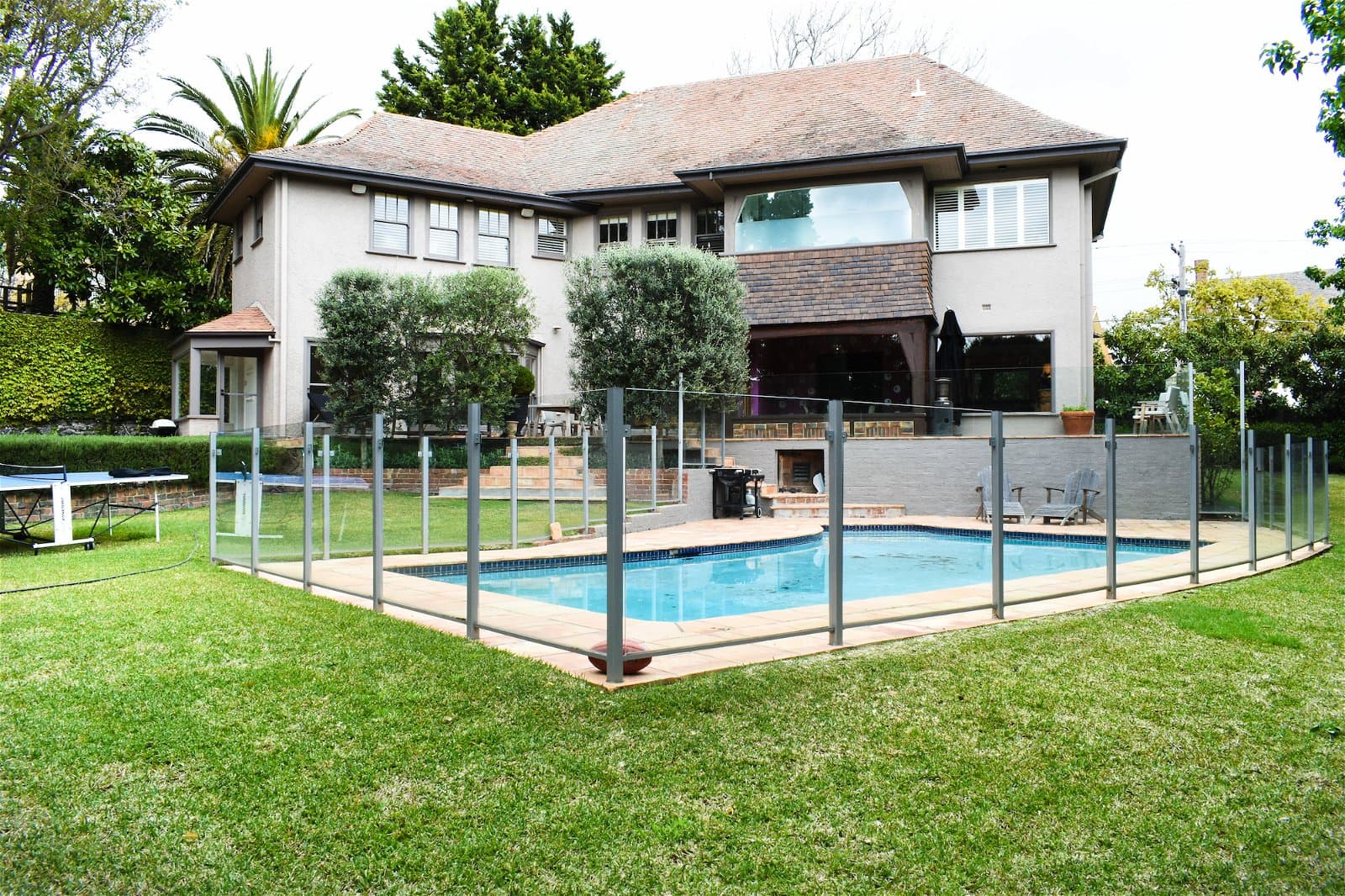 Image 10 of 21